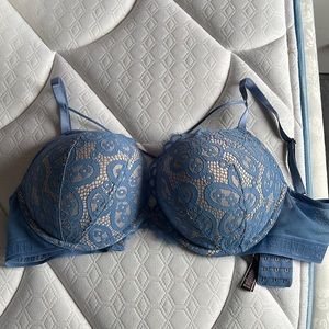 VS Bomb shell push up bra